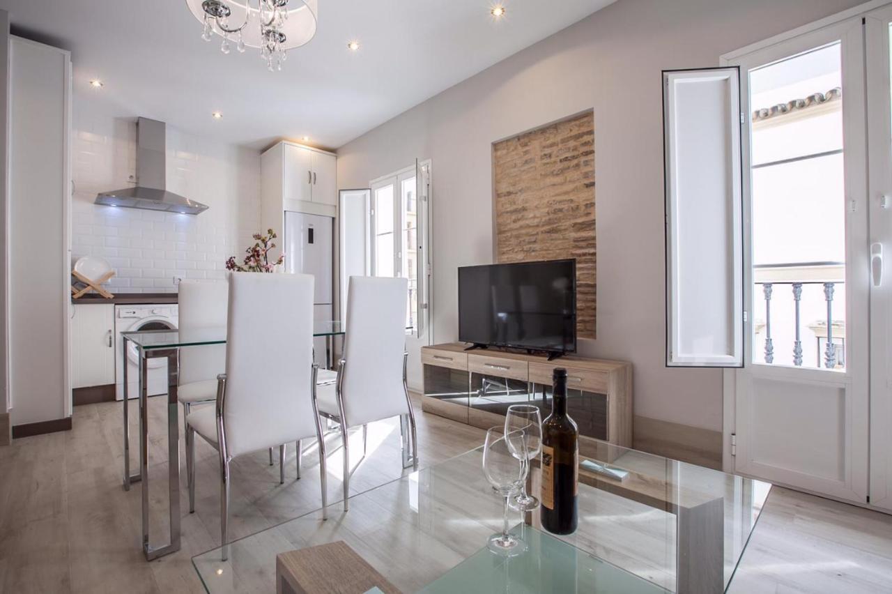 Atico Duplex Gran Terraza ↑ Calidades 2 Hab 2Banos Apartment เซบีญา ภายนอก รูปภาพ